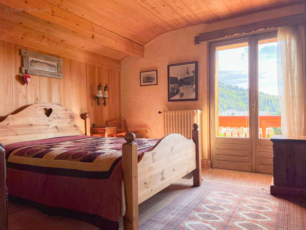 Chalet de 300 m2 à rénover   Notre-Dame-de-Bellecombe   Emplacement ski aux pieds - photo 7