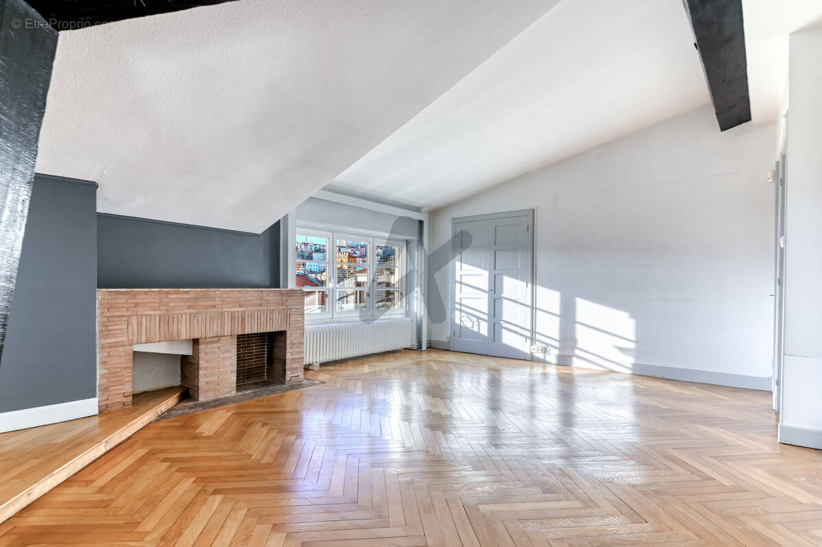 Appartement à LYON-6E