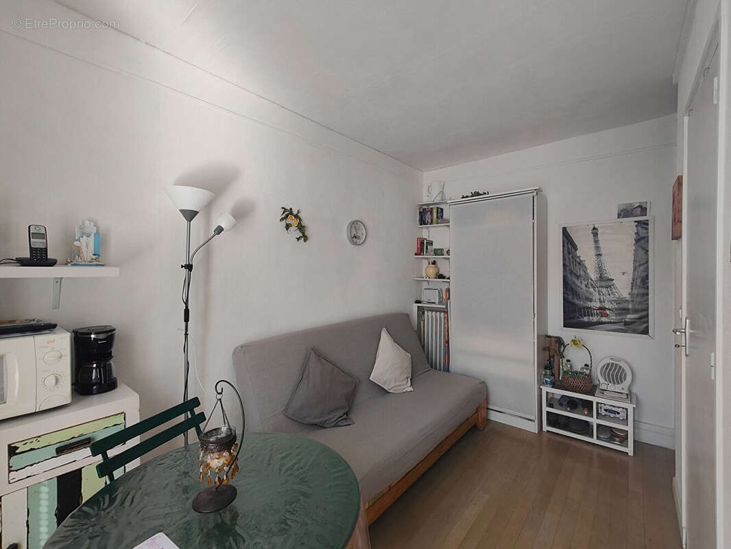 Appartement à PARIS-7E