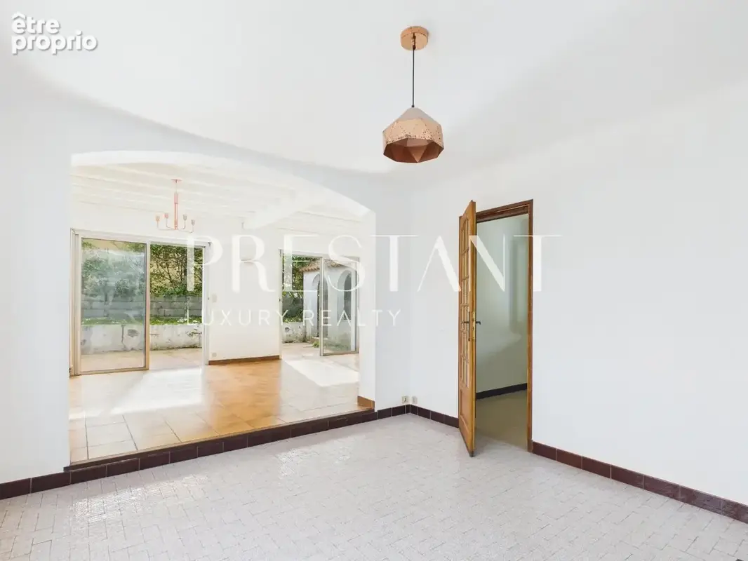 Maison à rénover  3 chambres  Jardin  Quartier calme - photo 6