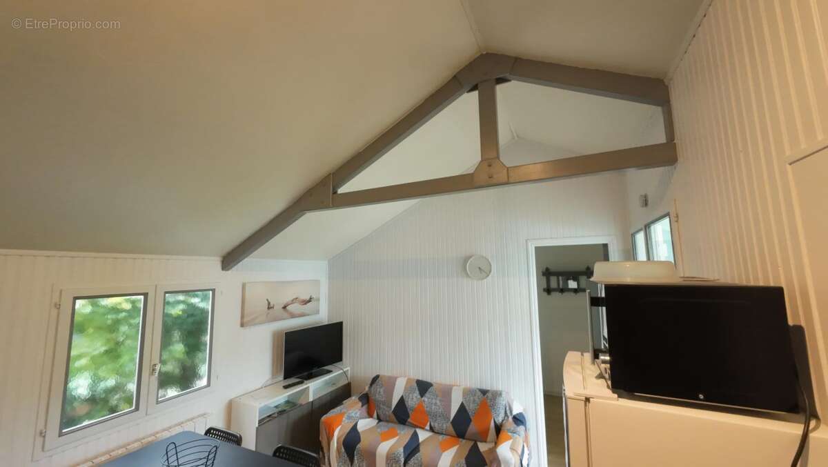 Maison à BERNEVAL-LE-GRAND