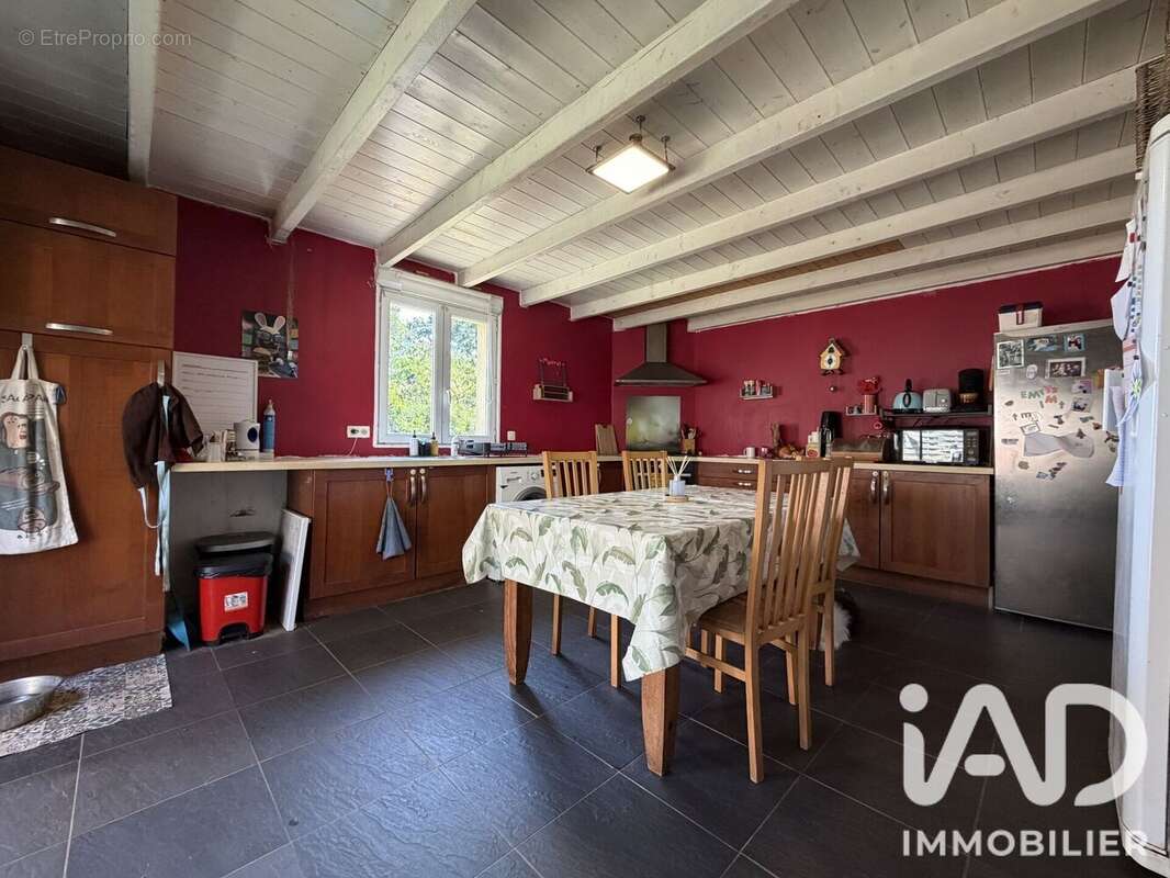 Maison 125 m² à La Gacilly  - photo 4