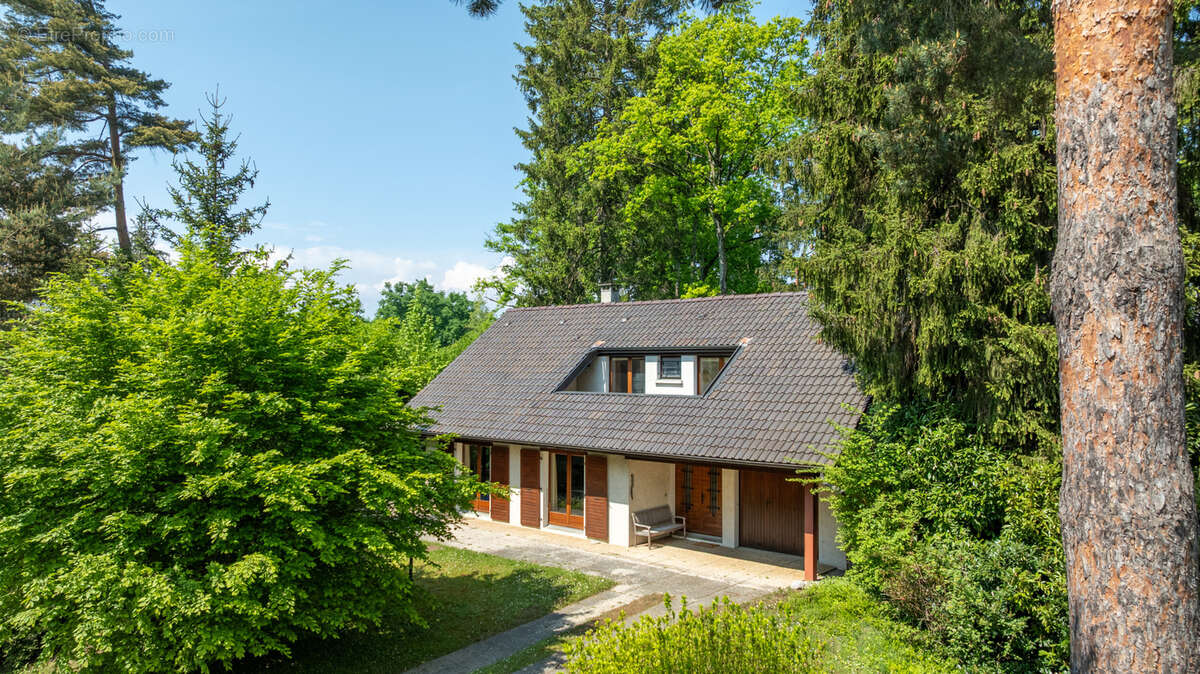 Maison à SCIEZ