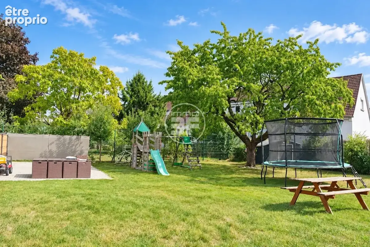 Maison 6 pièces 160 m² à vendre à Village-Neuf (68128) - photo 2