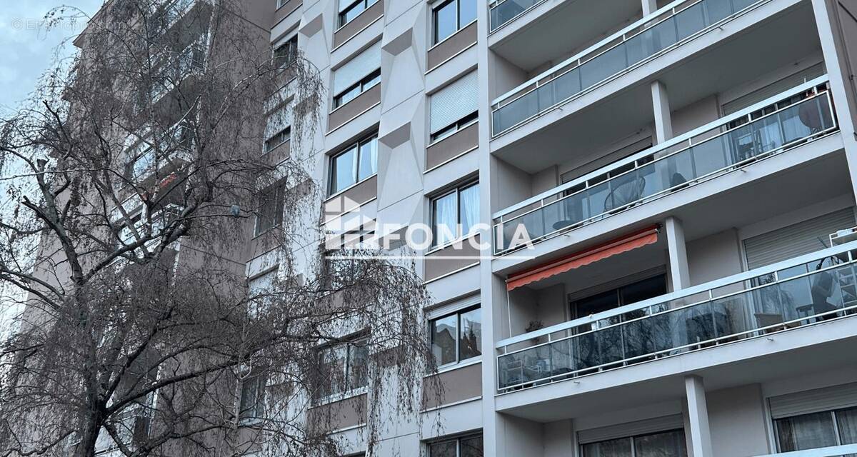 Appartement à VILLEURBANNE