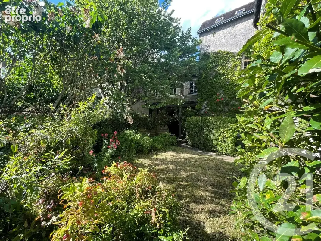 Appartement 4 pièces 119 m² à vendre à Chartres (28000) - photo 3