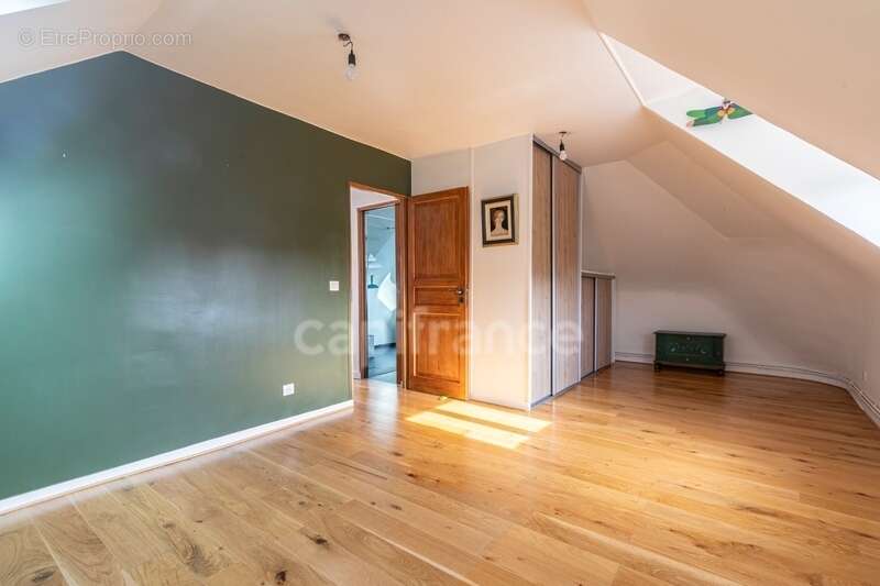 Maison à NOGENT-SUR-MARNE