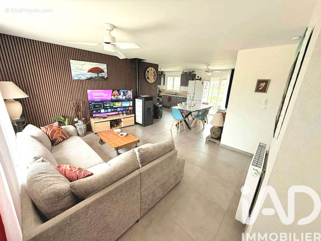 Photo 6 - Maison à VALLON-EN-SULLY