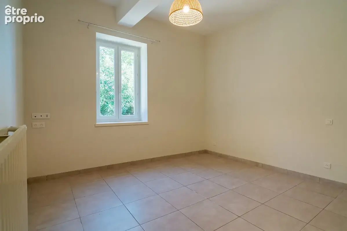 CARCASSONNE - VILLEGAILHENC  Maison  T6 325m² (179m²) avec cour, patio, terrasse 2 vastes garages - photo 11