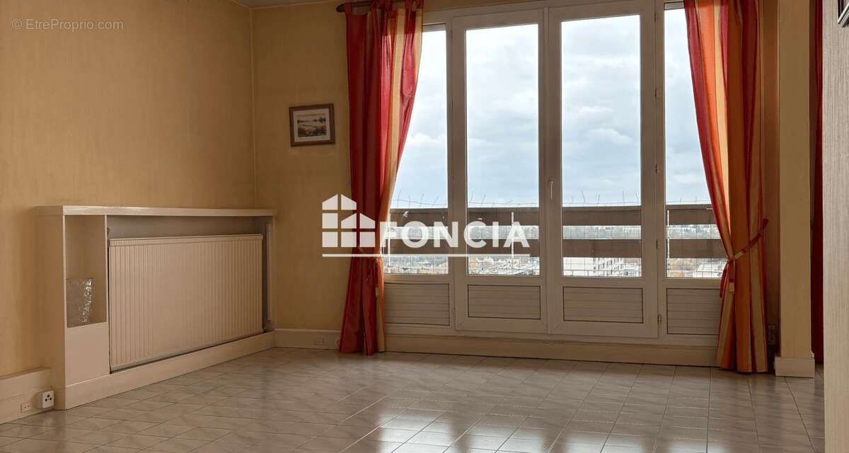 Appartement à PONTOISE