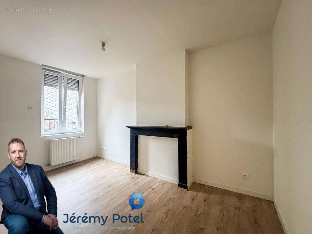 Maison de ville 4 chambres avec cour en plein centre de Cambrai - photo 7