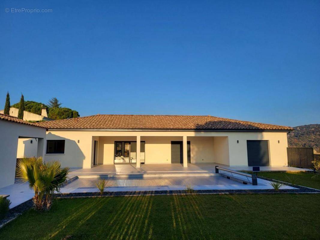 Maison à GOUDARGUES