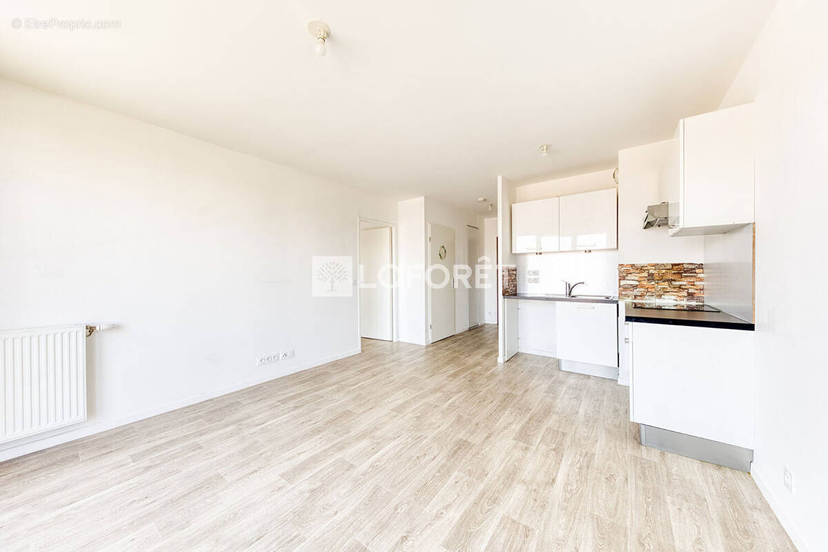 Appartement à PONTAULT-COMBAULT
