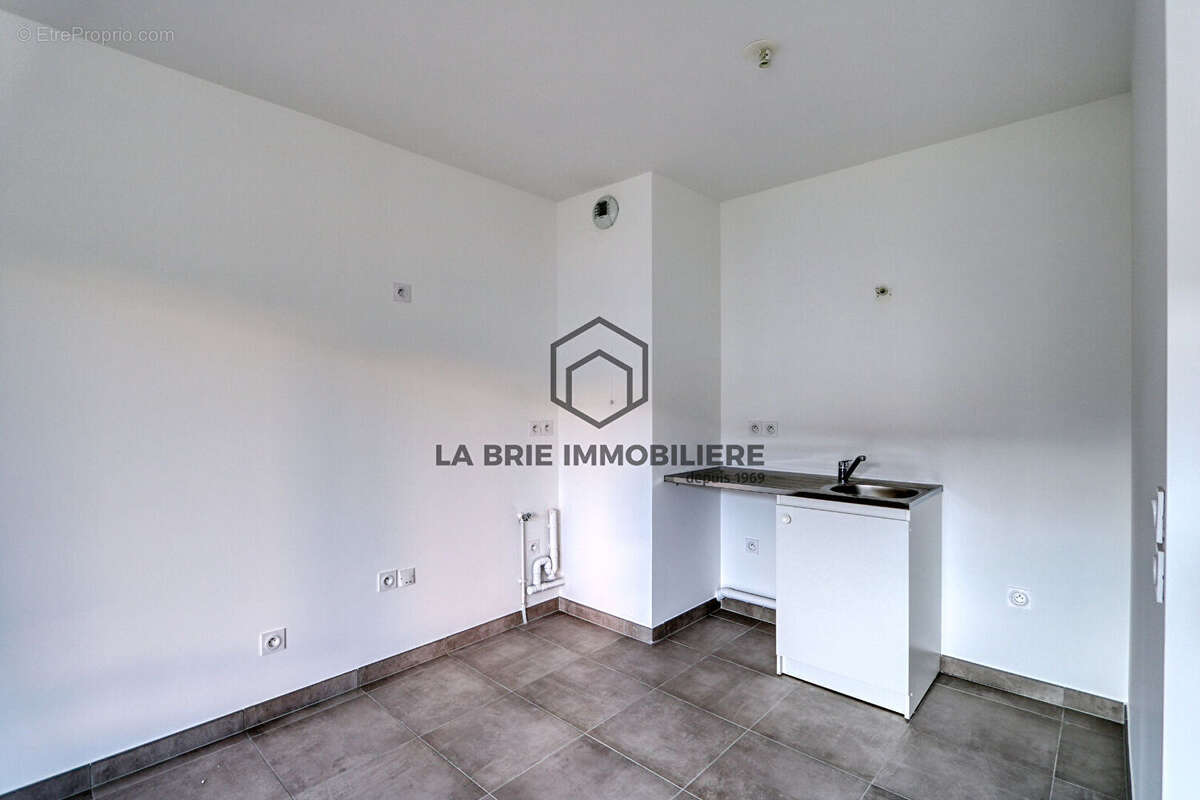 Appartement à PONTAULT-COMBAULT