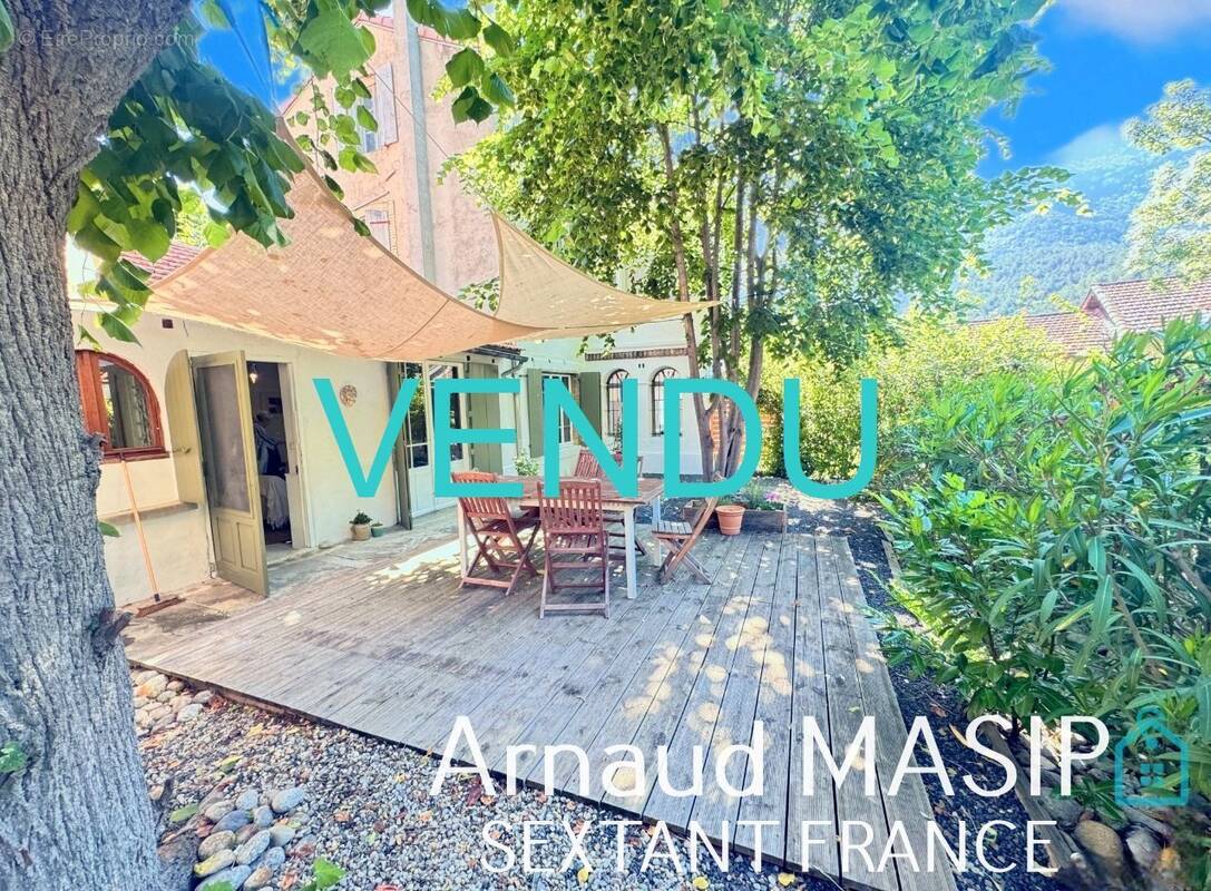 Maison à AXAT