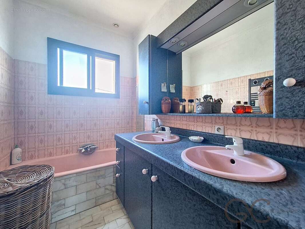 Maison à PUISSALICON