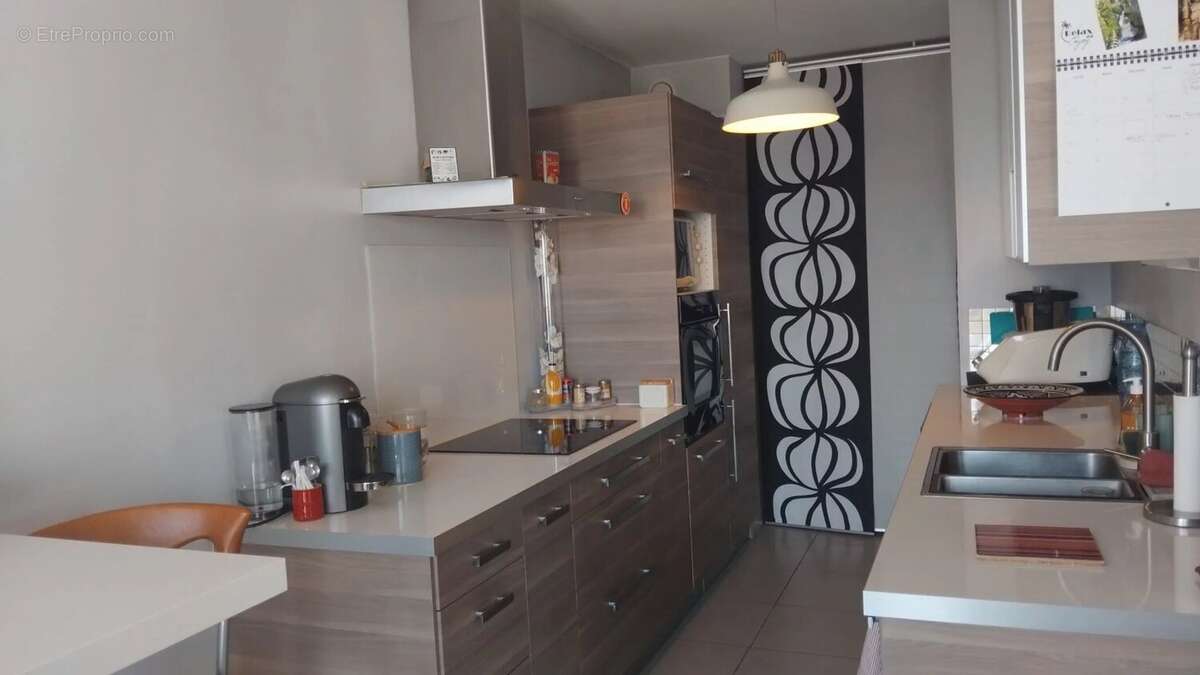 Appartement à MARSEILLE-9E