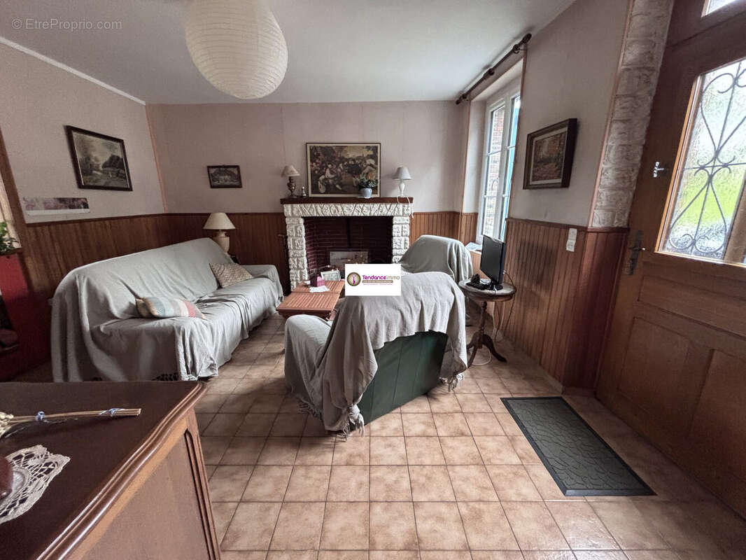 Maison à LE MELE-SUR-SARTHE