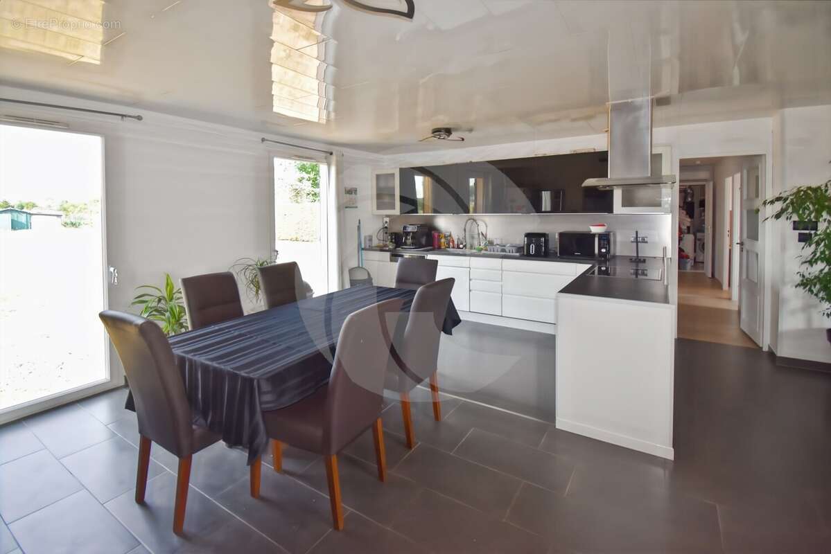Maison 115 m² à Negrepelisse  - photo 3