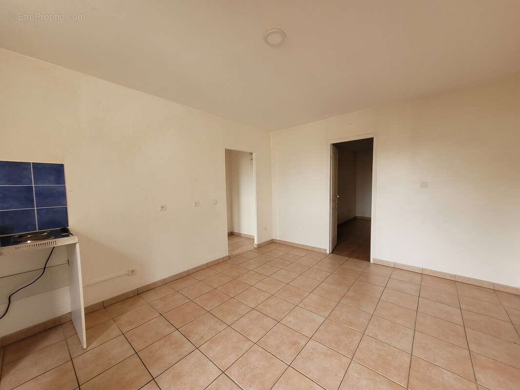 Appartement à AUNEAU