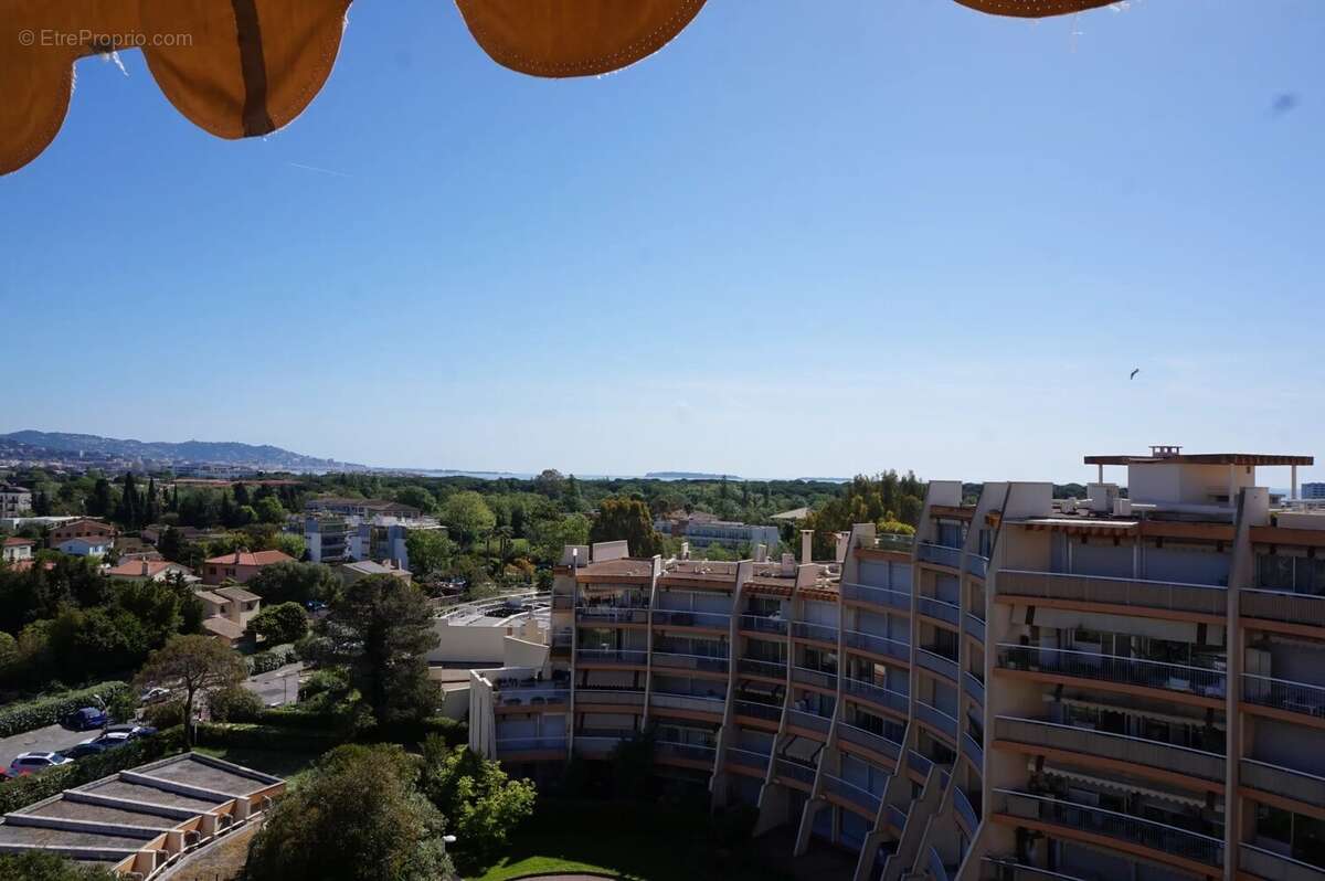 Appartement à MANDELIEU-LA-NAPOULE