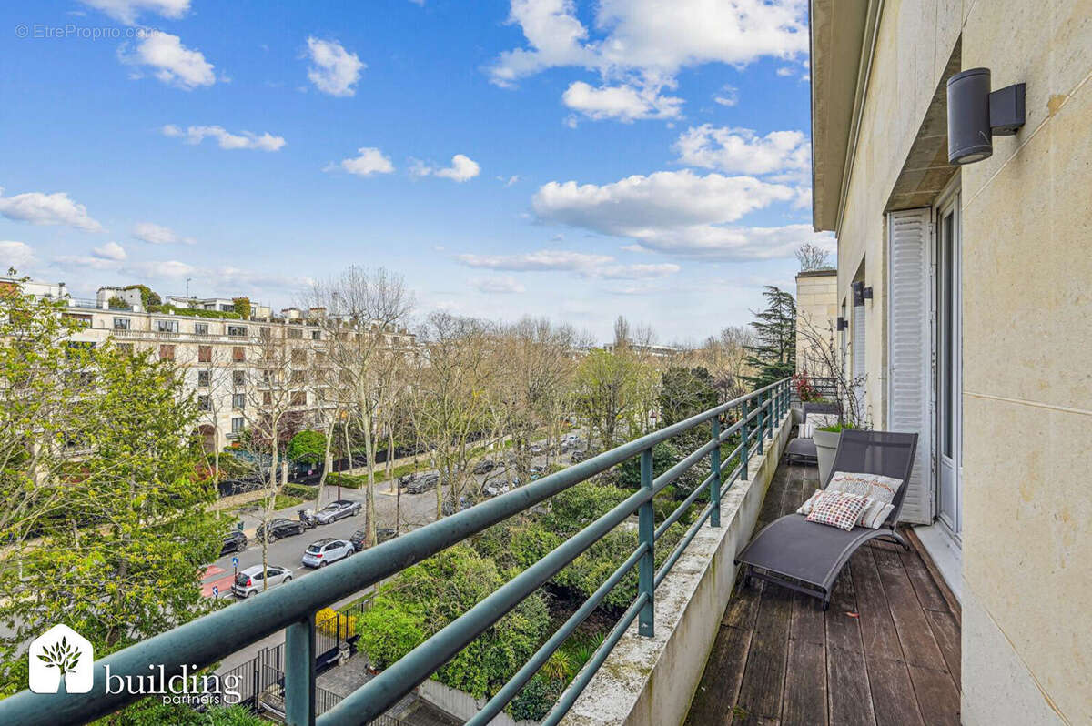 Neuilly-sur-Seine Château - Appartement coup de coeur 4 pièces de 115,75 m² avec terrasses - photo 5
