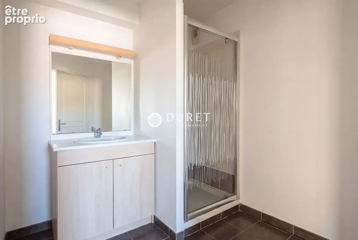 Appartement 81 m² à La Roche-Sur-Yon  - photo 4