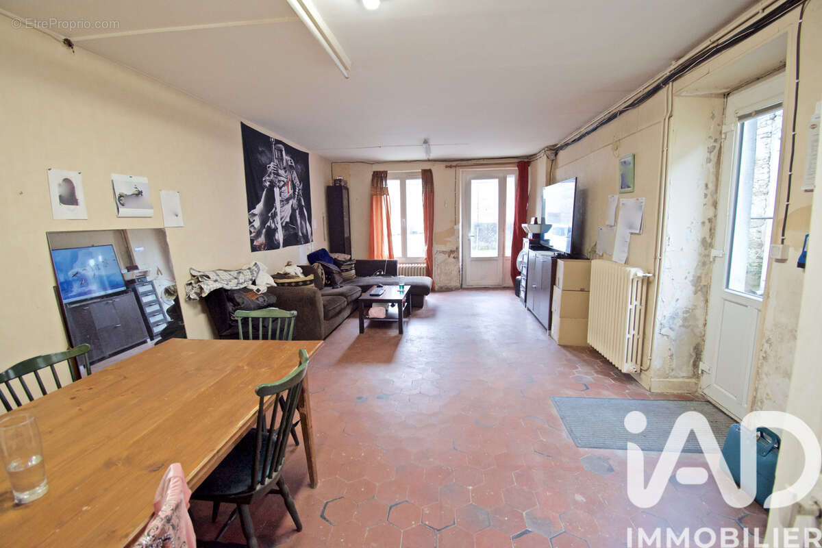 Maison 104 m² à Merobert  - photo 7