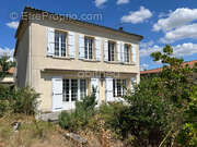 Maison à JAVREZAC