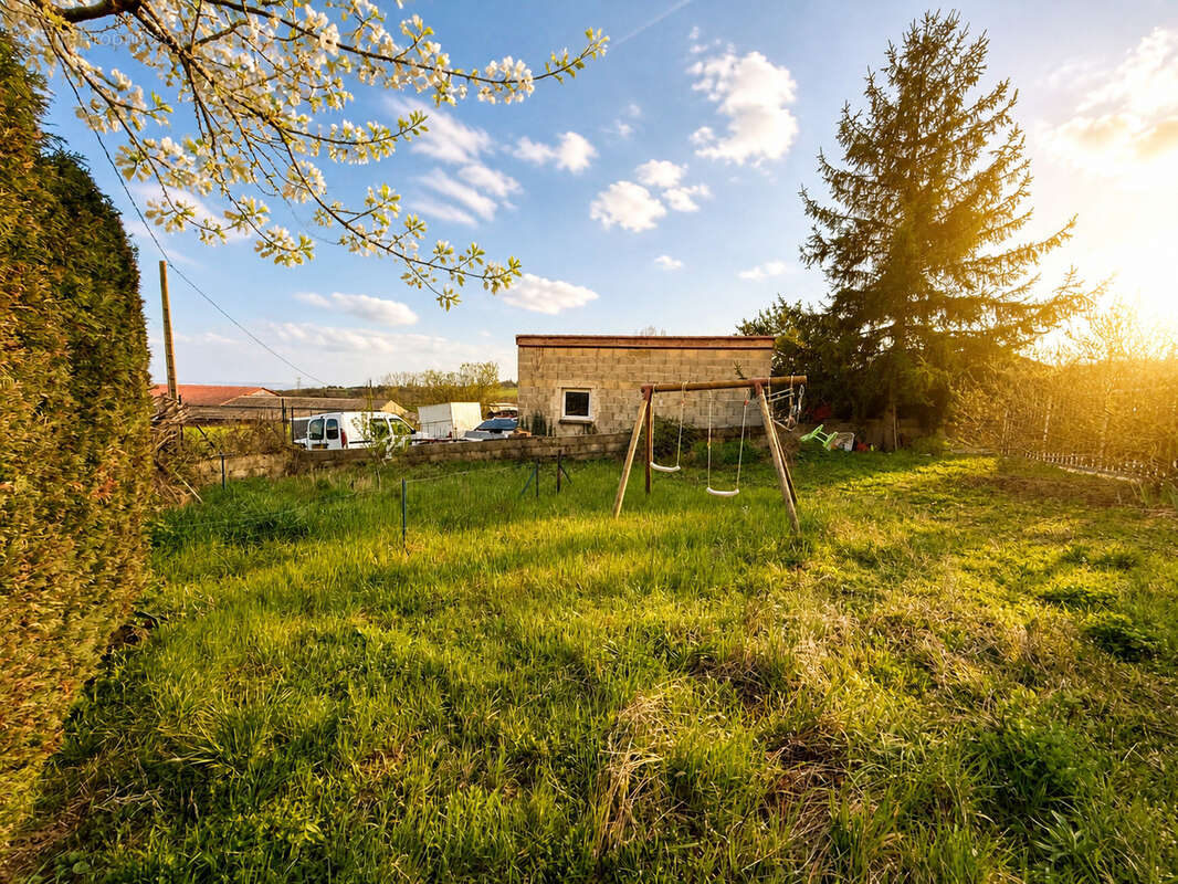 Maison à CHUYER