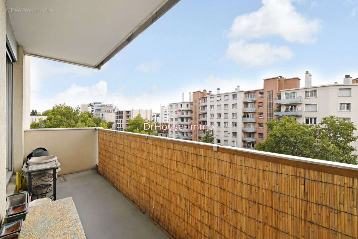 Appartement à MONTROUGE