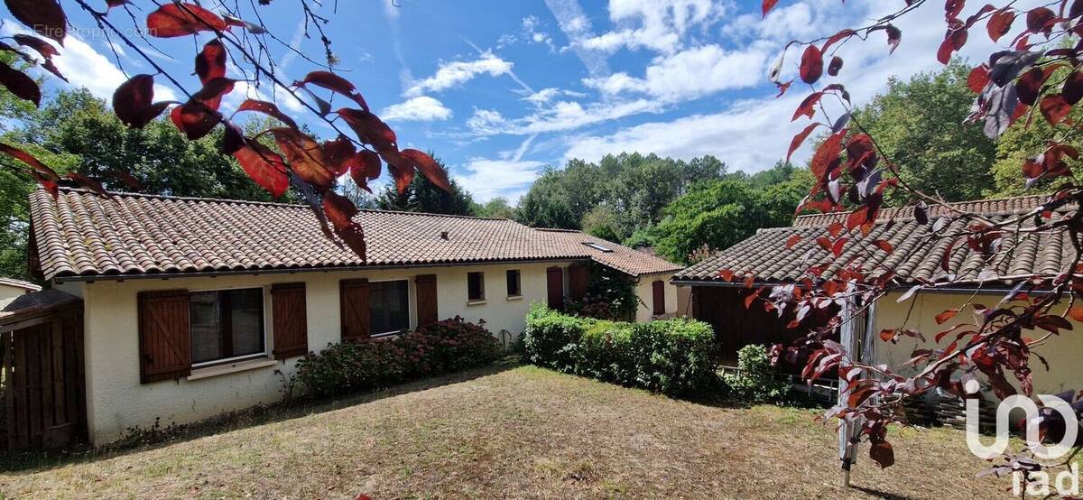 Photo 1 - Maison à ISSAC
