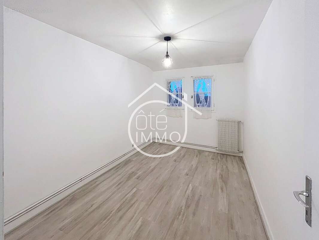Appartement à CASTILLON-LA-BATAILLE