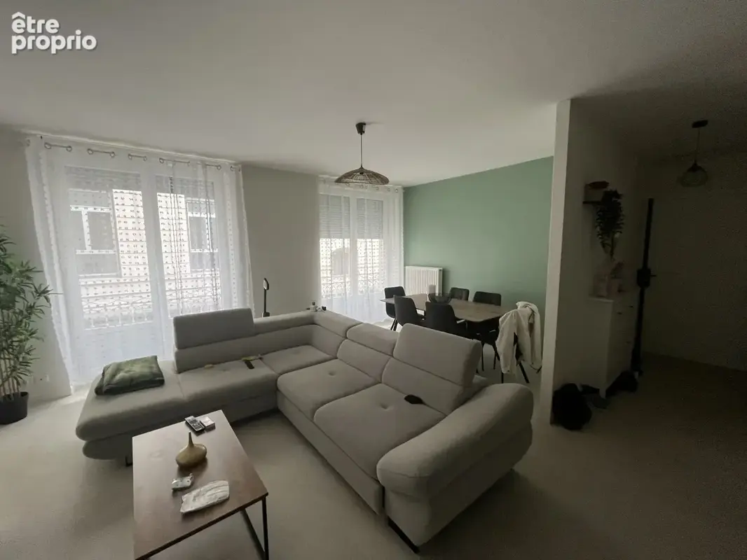 Appartement à SAINT-ETIENNE