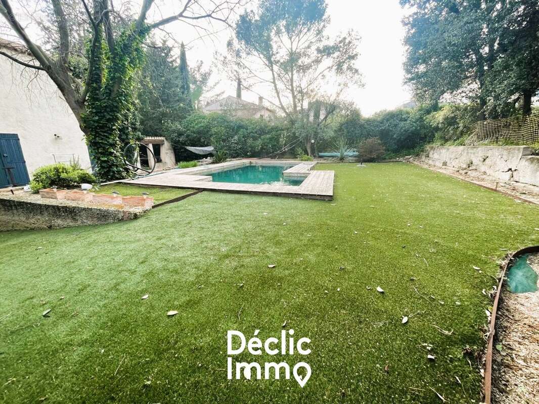 Terrain à CASTELNAU-LE-LEZ