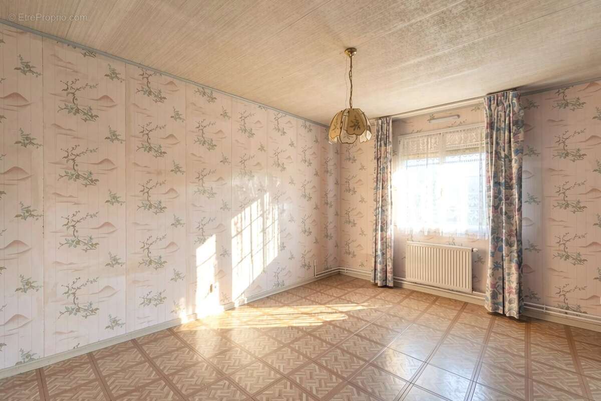 Maison à TREVOUX