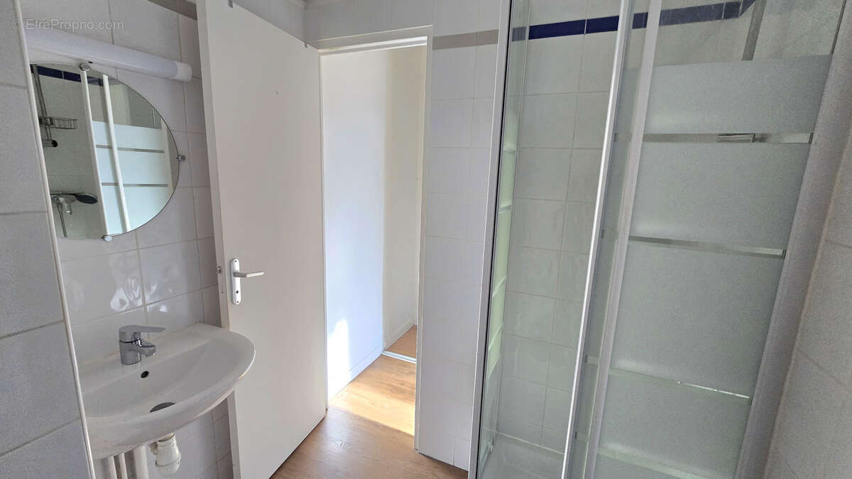 Appartement à MARSEILLE-7E