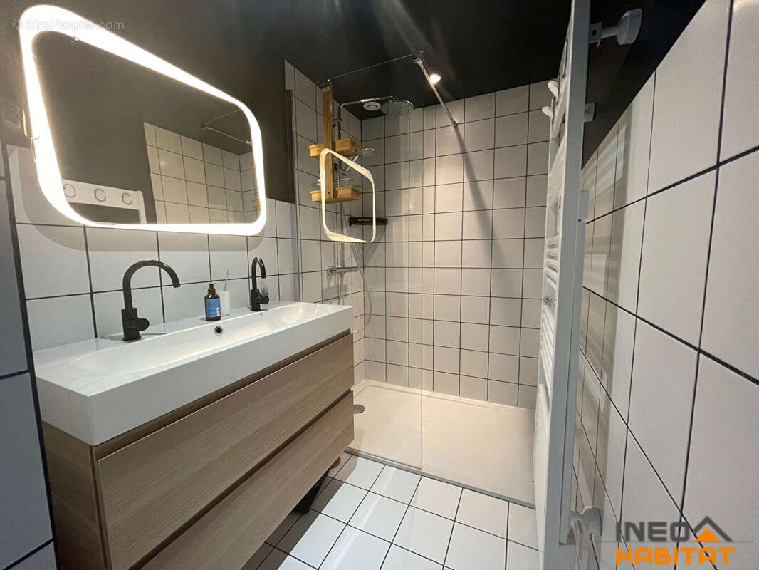 Maison à LA MEZIERE