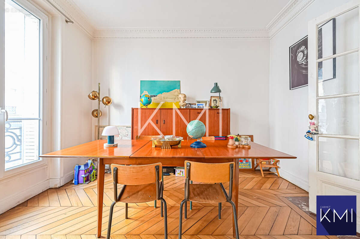 Appartement à PARIS-11E