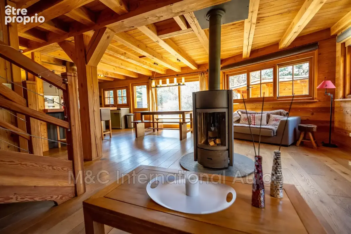 Maison 5 pièces 140 m² à vendre à Saint-Etienne-De-Tinee (06660) - photo 2