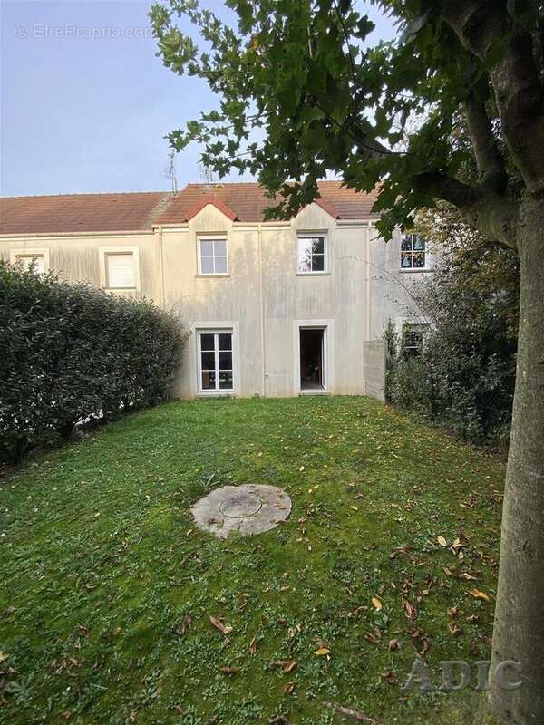 Maison à LAGNY-LE-SEC