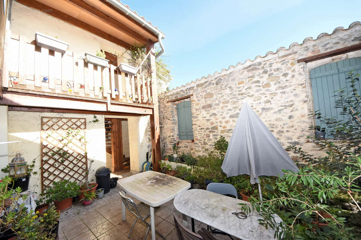 Maison à SAINT-COUAT-D'AUDE