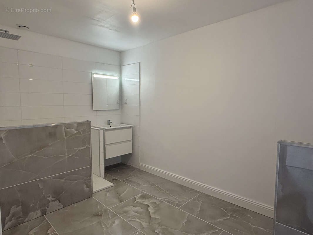Maison de village avec 2 chambres - photo 22