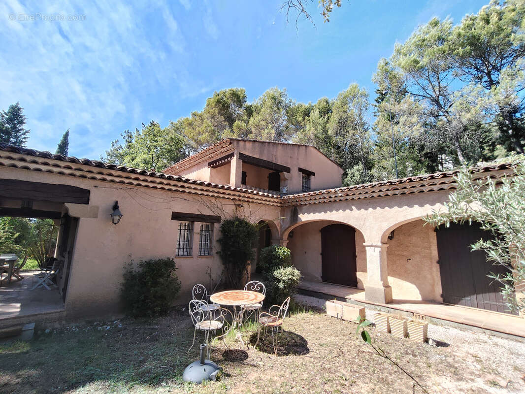 Maison à LE VAL
