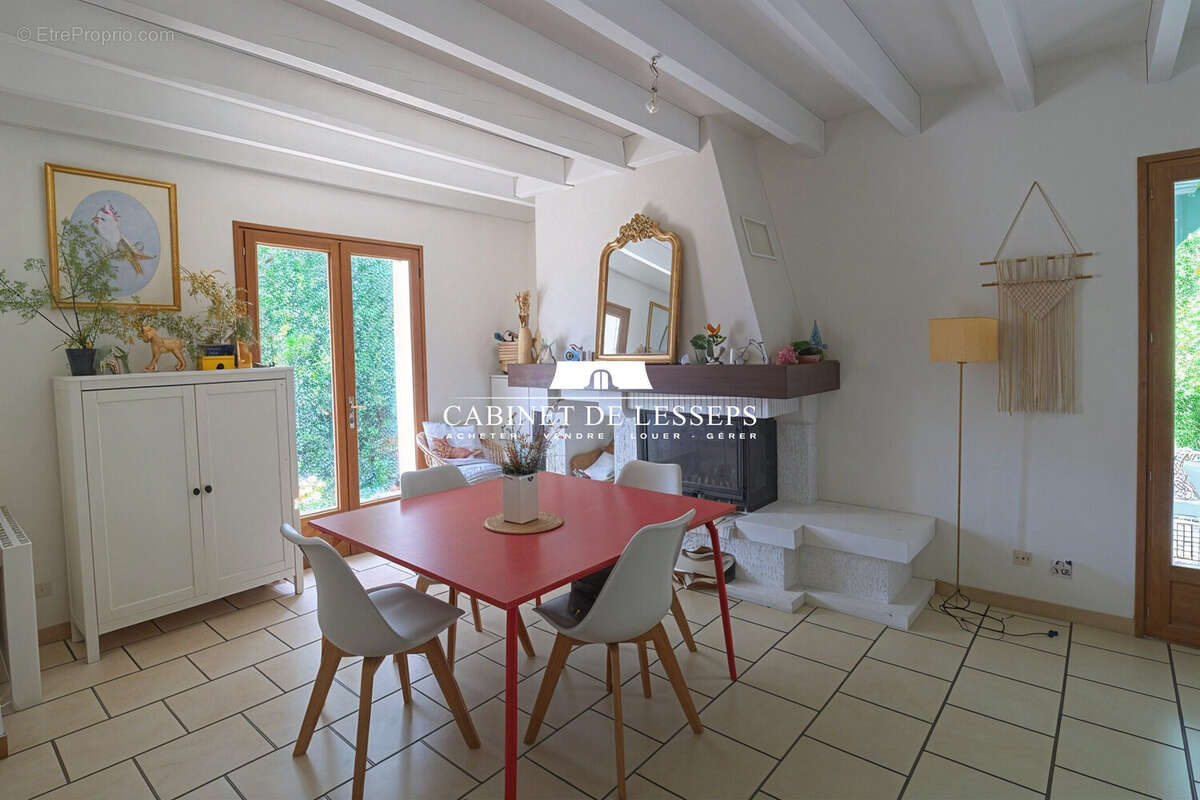 Maison à MOUGUERRE