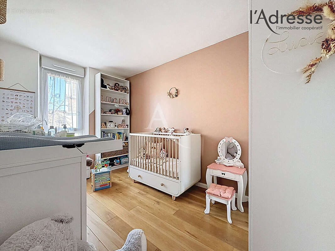 Appartement à NANTERRE