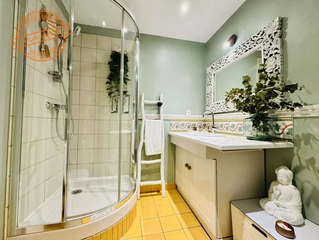 Appartement à CHAMPAGNE-AU-MONT-D&#039;OR