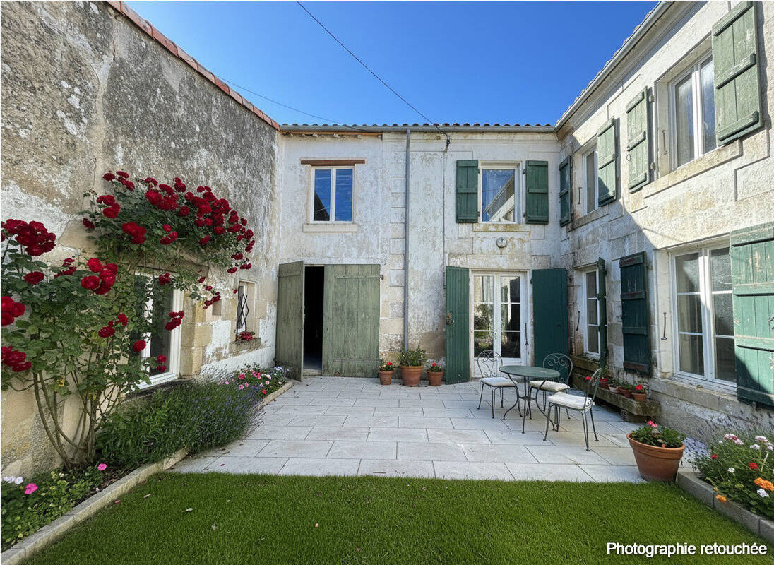 Maison à SAINT-HILAIRE-LA-PALUD