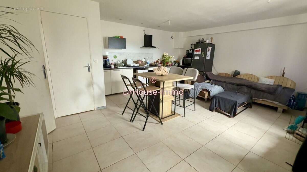 Appartement 139 m² à Laroque-Des-Arcs  - photo 27