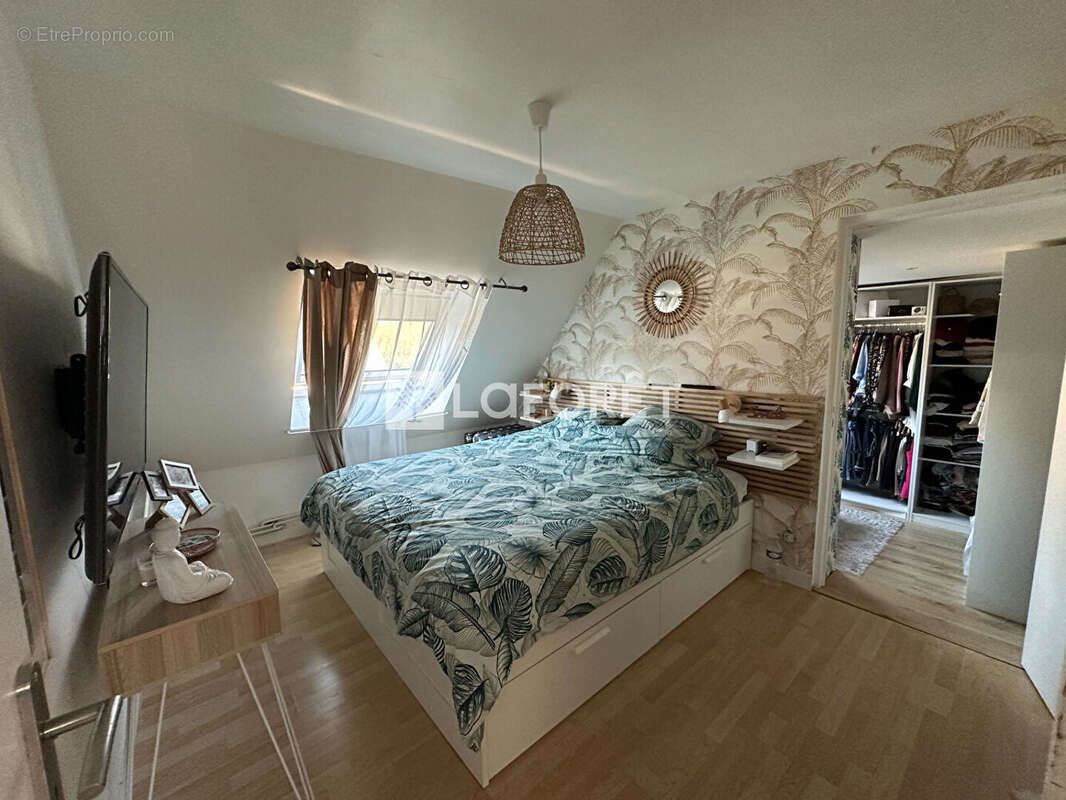 Maison à MONDEVILLE